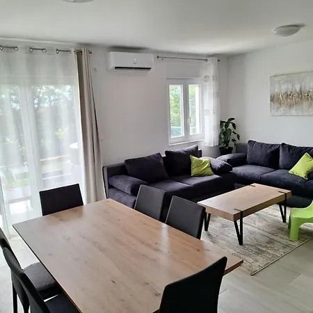 Apartment Tanya Rijeka Exterior photo